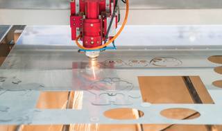 laser-cutting-machine
