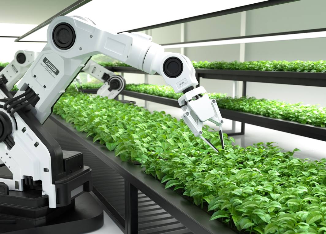 smart-robotic-farmers-concept