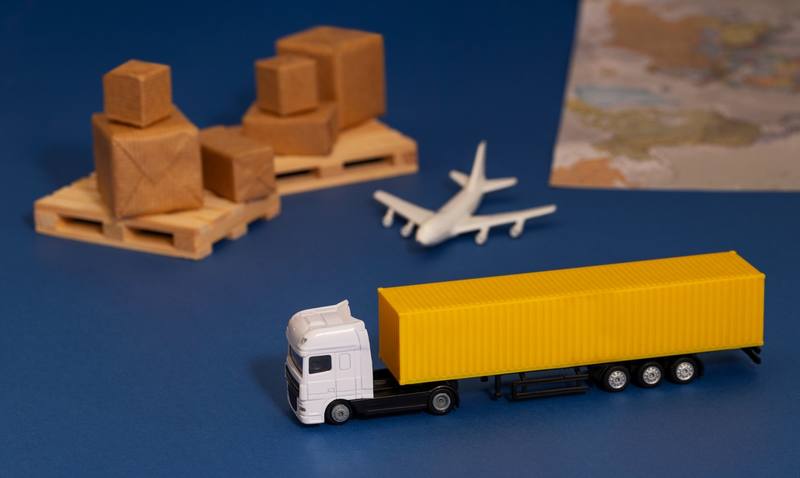 supply-chain-representation-still-life
