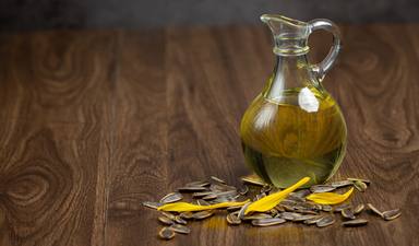 wp-209147357fbd2766-sunflower-oil-table (1)