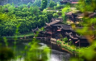 wp-468a79bb24c6beb1-ancient-town-lake-china