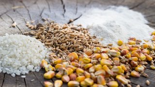 wp-5dbaba041181f8b8-grains-food-mix-wooden-background