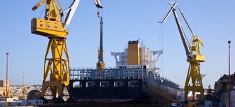 wp-6682177622cb30b4-big-ship-dry-dock
