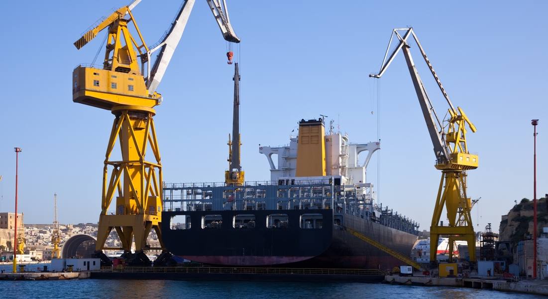 wp-6682177622cb30b4-big-ship-dry-dock