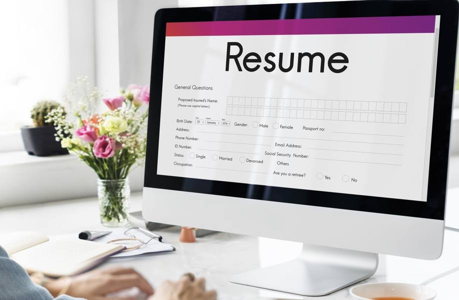 wp-9ee372192f085b18-resume-apply-work-form-concept