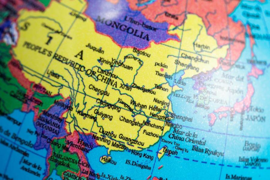 wp-c14c86cbb16b6d43-close-up-china-earth-globe