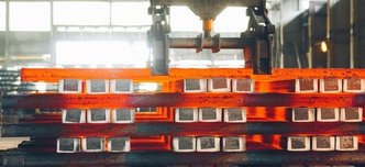 wp-d9868e8ca8563f75-interior-view-steel-factory