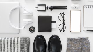 wp-db699ed1110be288-travel-still-life-pack-flat-lay